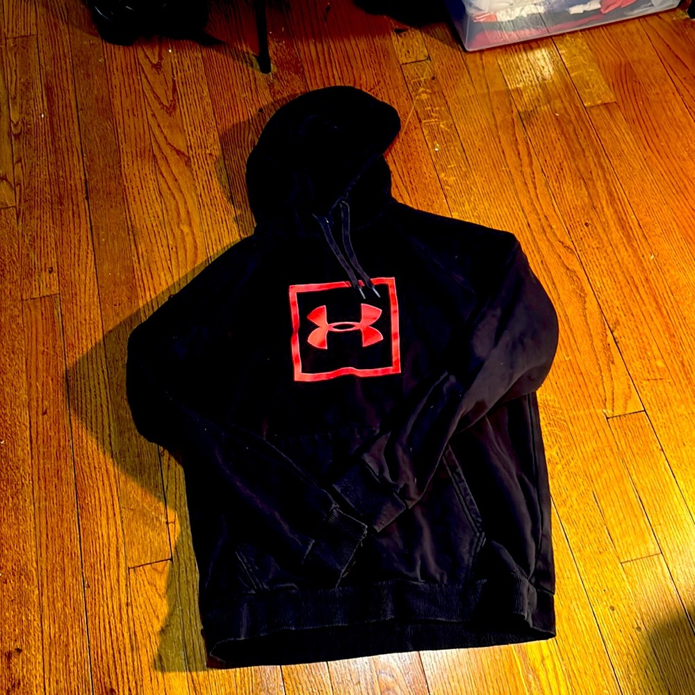 Under Armor Men’s Sweatshirt/Hoodie Size Large